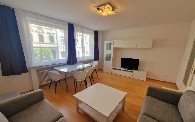 Apartment Düsseldorf D1070 Düsseldorf 80qm 1.OG Aufzug img4 Apartment Düsseldorf D1070 Düsseldorf 80qm 1.OG Aufzug img4