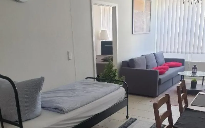 Apartment Düsseldorf D1088 Düsseldorf 43qm Wohnung, EG, Waschmaschine img2