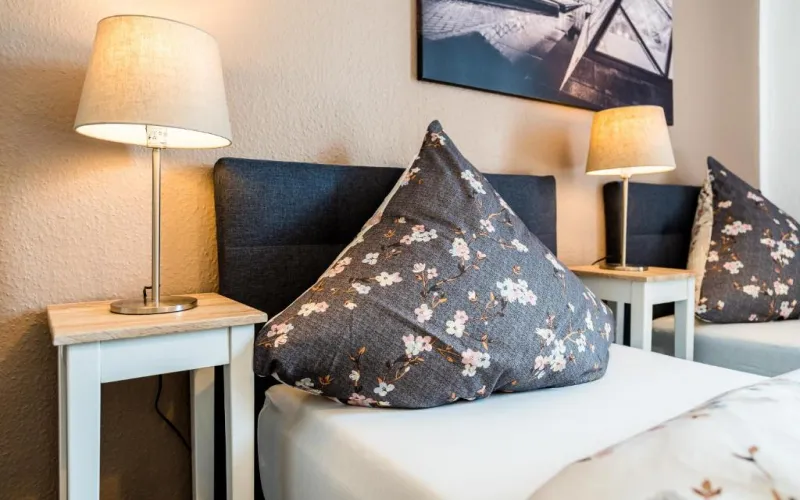 Apartment Düsseldorf ME927 Hilden bei Düsseldorf 65qm Balkon 6 Betten img2 Apartment Düsseldorf ME927 Hilden bei Düsseldorf 65qm Balkon 6 Betten img2