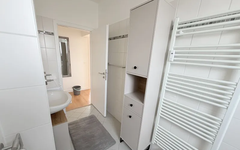Apartment Berlin P1259 Potsdam 70qm, 1.OG Aufzug Waschmaschine Parkplatz img9 Apartment Berlin P1259 Potsdam 70qm, 1.OG Aufzug Waschmaschine Parkplatz img9