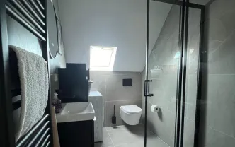 Wohnen auf Zeit BG1045 Bergisch-Gladbach, 100qm Maisonette 2.OG
