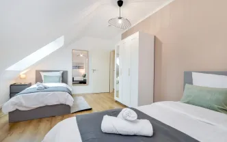 Wohnen auf Zeit BI1245 Bielefeld-Brackwede, 75qm Maisonette, Balkon