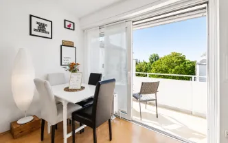 Wohnen auf Zeit WI1236 Wiesbaden-Zentrum 40qm 4.OG Aufzug Balkon
