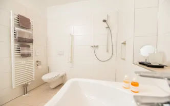 Wohnung mieten K1111 Köln-Sülz 36qm im Unicenter barrierefrei Wohnung ...