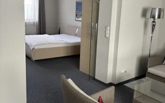 Wohnen auf Zeit K1324 Köln-Rodenkirchen 60qm Hochparterre, Sauna