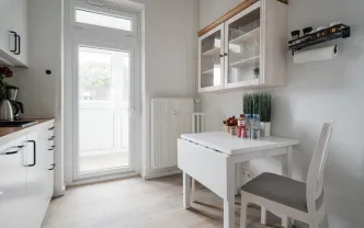 Wohnen auf Zeit KI1196 45qm 3.OG Balkon 