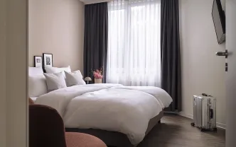 Wohnung auf Zeit K1085 Köln Sülz Stayery UPPER AIR 27qm 