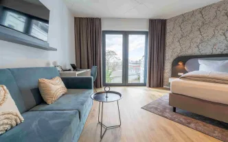 Wohnen auf Zeit F1137 MASEVEN Frankfurt Messe 36qm MADREAM  